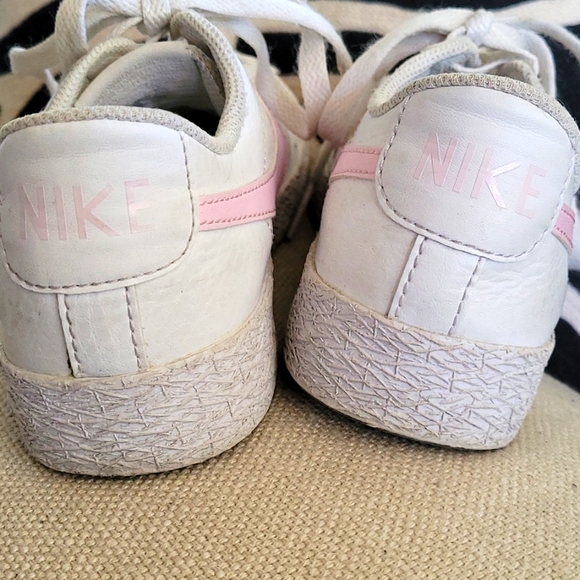 Nike sneakers, leather, white & cotton candy pink - Picture 4 of 8